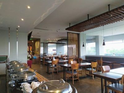 H-Resto Kembali Melayani Breakfast Buffet