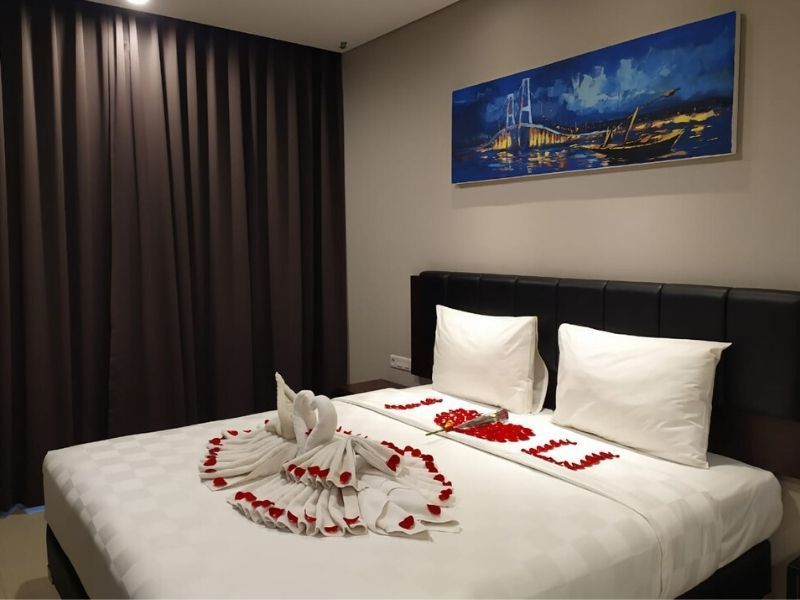 Menyambut Hari Kasih Sayang di bulan Februari, PrimeBiz Hotel Surabaya Tawarkan Romantic Room Packag